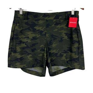 Spanx Womens Sunshine Shorts Size Medium M Green Camo Stretch 50213R NWT New